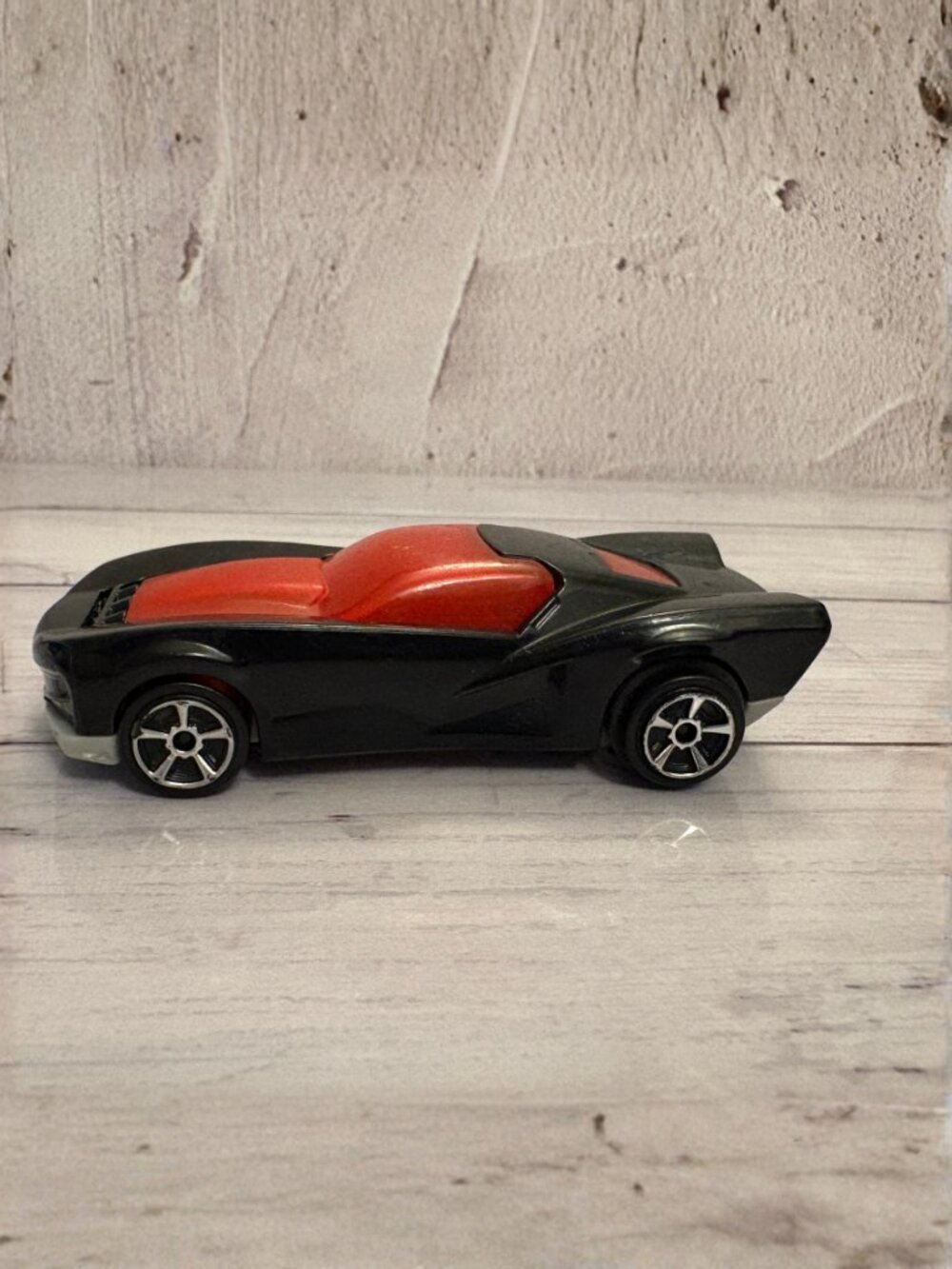 Hot Wheels Street Shaker Pullback Car McDonalds 2017 Mattel (SKU:191TO)
